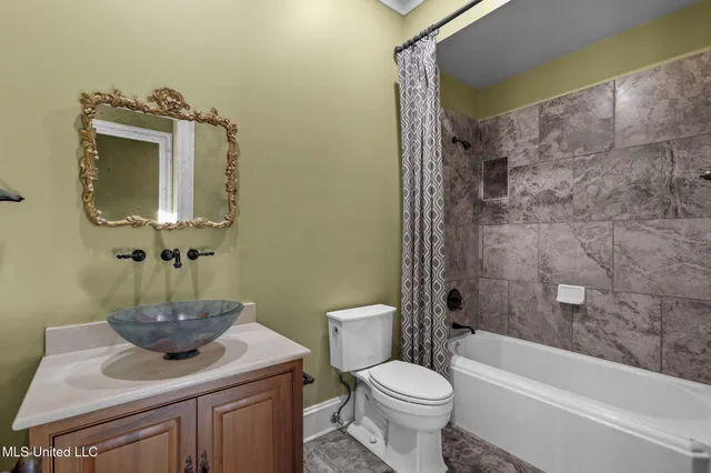 $1,449,900 | 106 Cove Lane, Madison, MS 39110