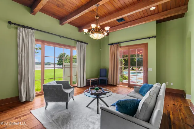 $1,449,900 | 106 Cove Lane, Madison, MS 39110