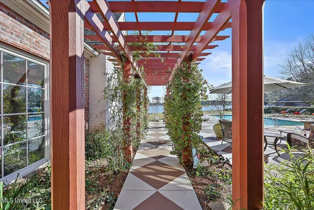 $1,449,900 | 106 Cove Lane, Madison, MS 39110