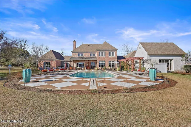 $1,449,900 | 106 Cove Lane, Madison, MS 39110