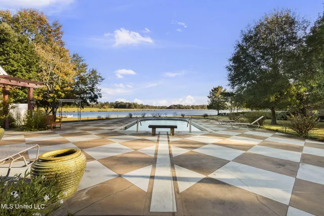 $1,449,900 | 106 Cove Lane, Madison, MS 39110