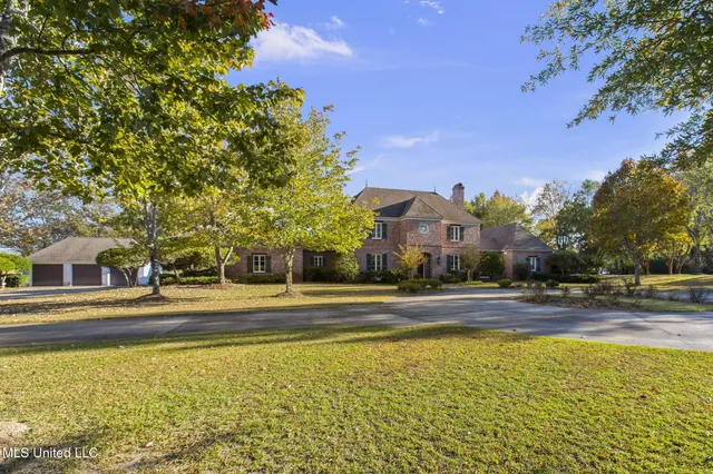 $1,449,900 | 106 Cove Lane, Madison, MS 39110
