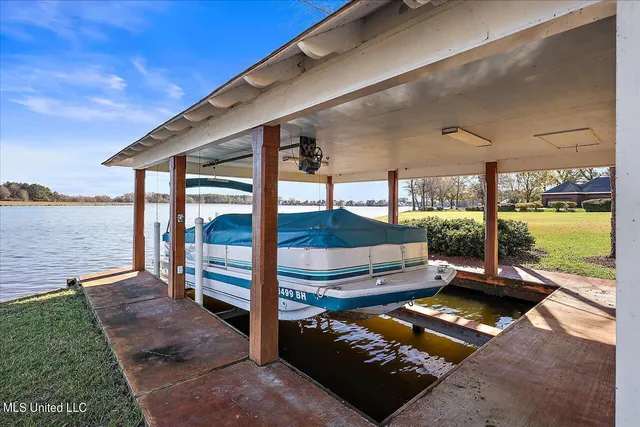$1,449,900 | 106 Cove Lane, Madison, MS 39110