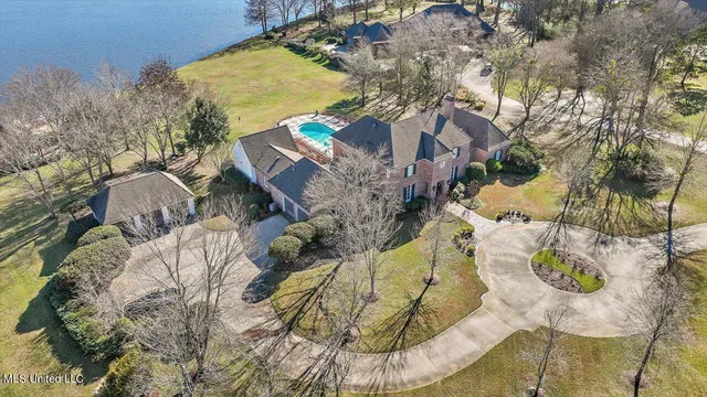 $1,449,900 | 106 Cove Lane, Madison, MS 39110