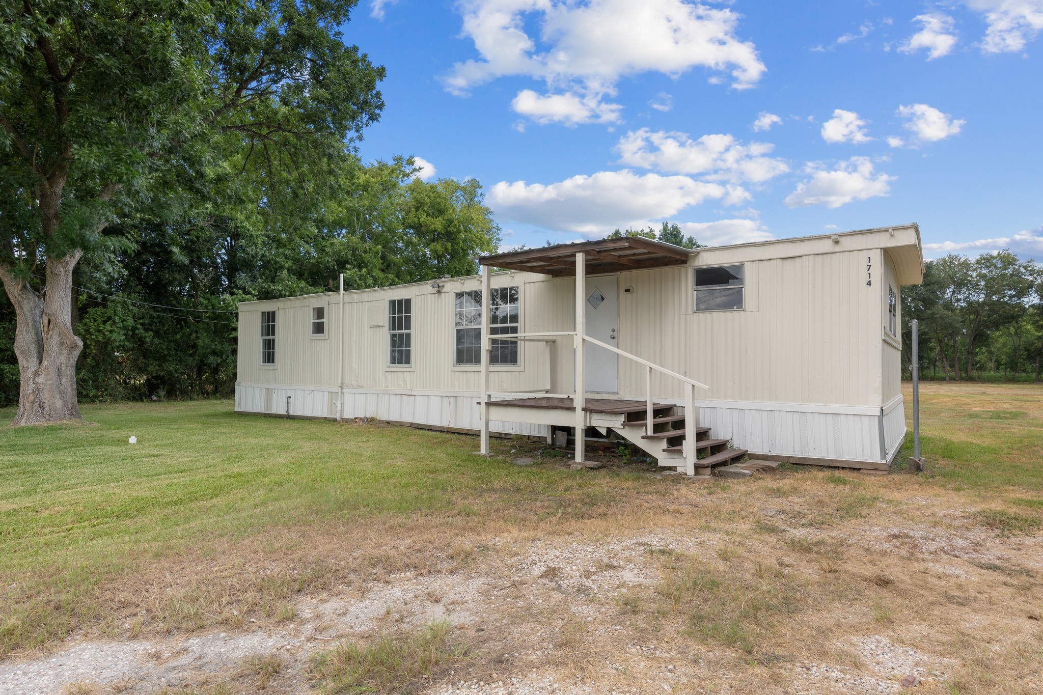 1714 Massey Tompkins Road Baytown, TX 77521 - Photo 20 of 50 Gallery Image 20