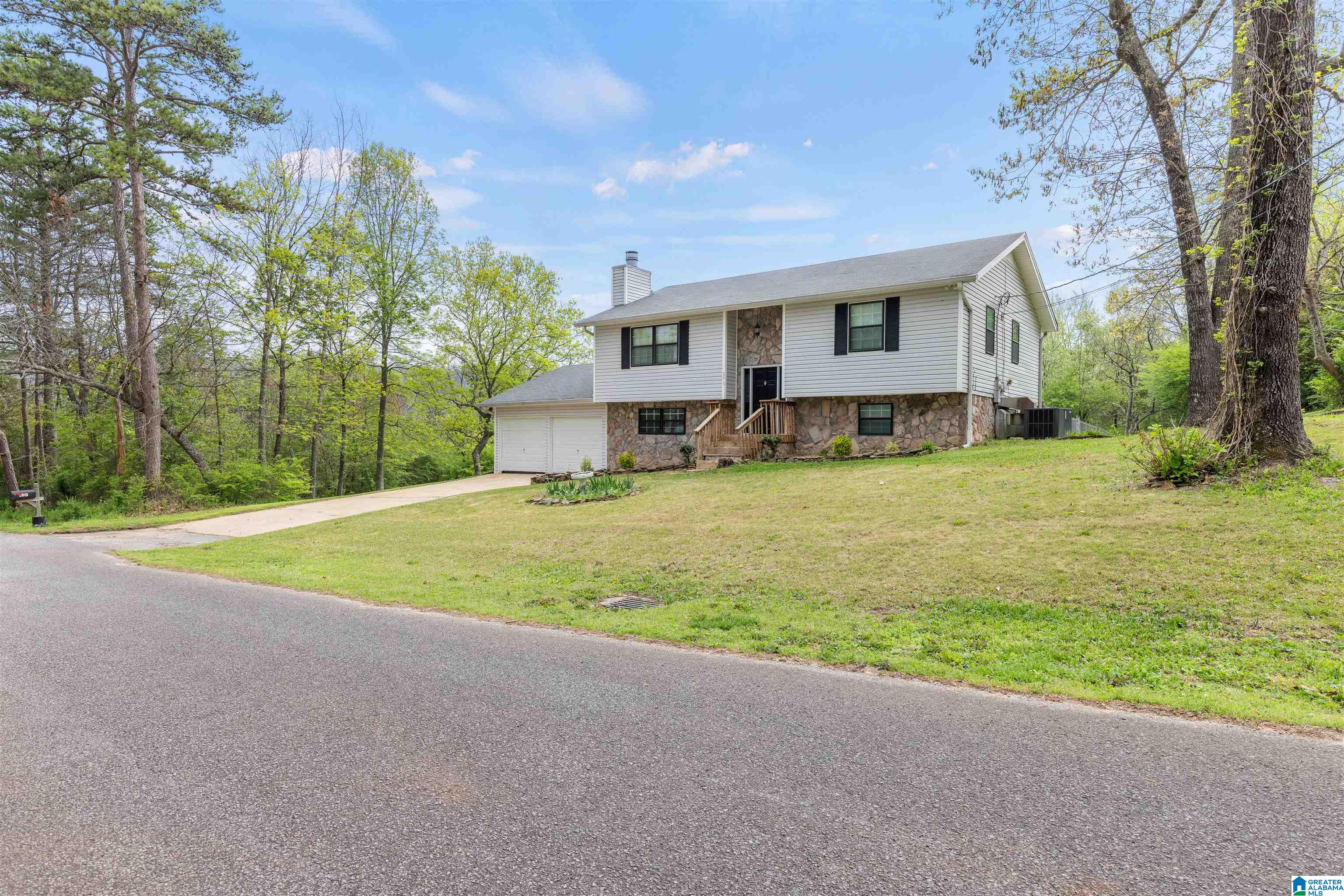 8813 Lakeridge Terrace Pinson, AL 35126 - Photo 3 of 31