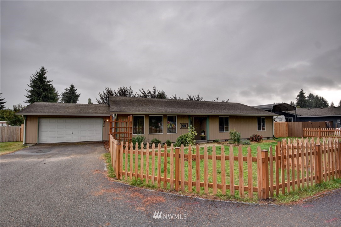 9844 180th Way Southwest Rochester, WA 98579 - Photo 2 of 28