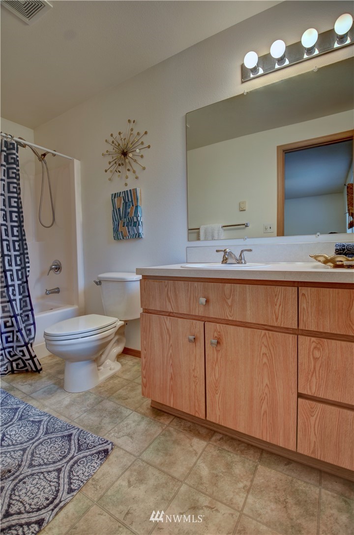 9844 180th Way Southwest Rochester, WA 98579 - Photo 19 of 28
