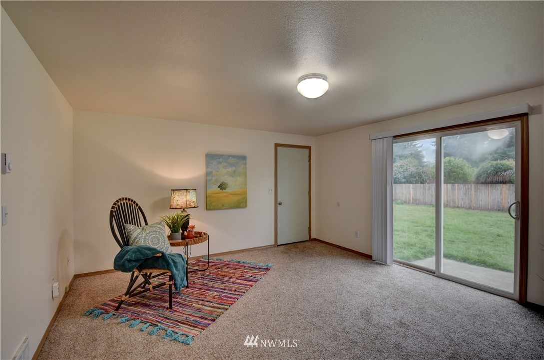 9844 180th Way Southwest Rochester, WA 98579 - Photo 8 of 28