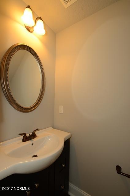 302 Winstead Loop Road Richlands, NC 28574 - Photo 14 of 74 302 WINSTEAD 14