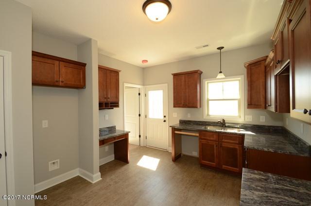 302 Winstead Loop Road Richlands, NC 28574 - Photo 23 of 74 302 WINSTEAD 23