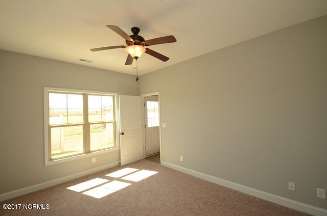 302 Winstead Loop Road Richlands, NC 28574 - Photo 32 of 74 302 WINSTEAD 32