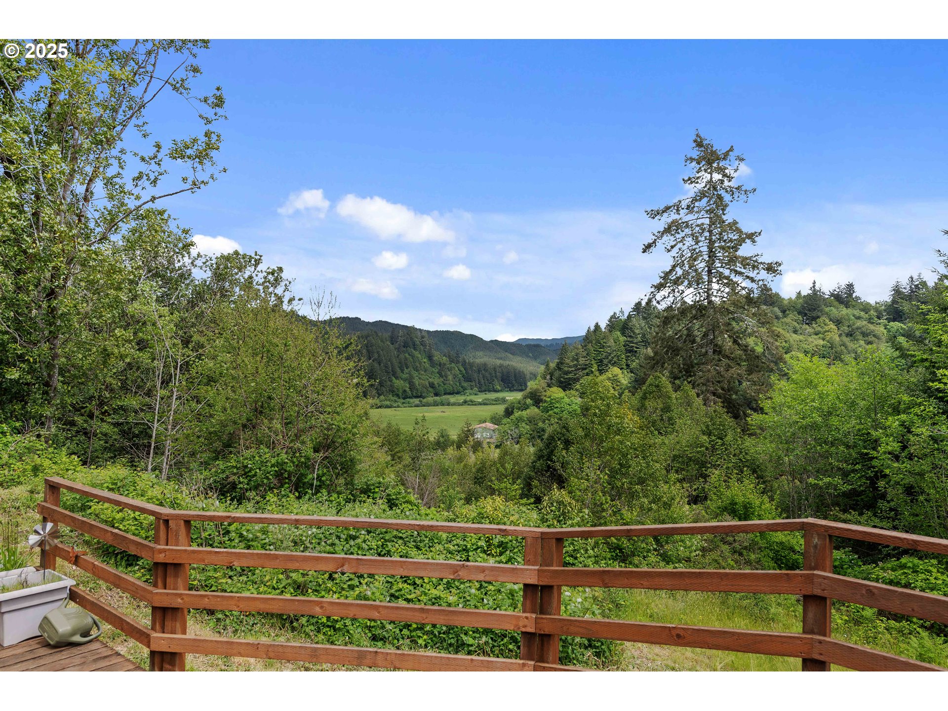 63562 Daniels Creek Road Coos Bay, OR 97420 - Photo 35 of 48