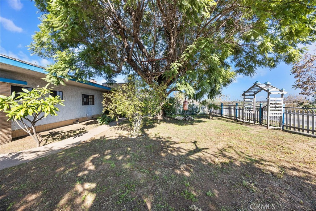 761 South Bluff Road Montebello, CA 90640 - Photo 30 of 32