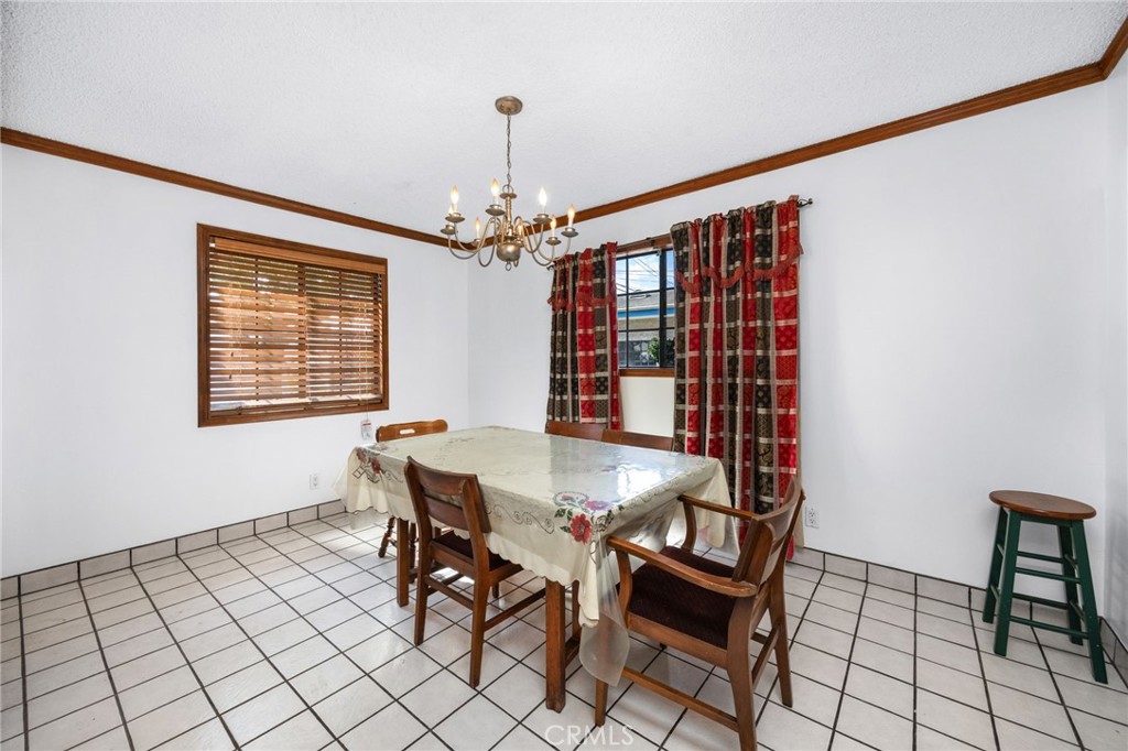 761 South Bluff Road Montebello, CA 90640 - Photo 8 of 32 Dinning Room
