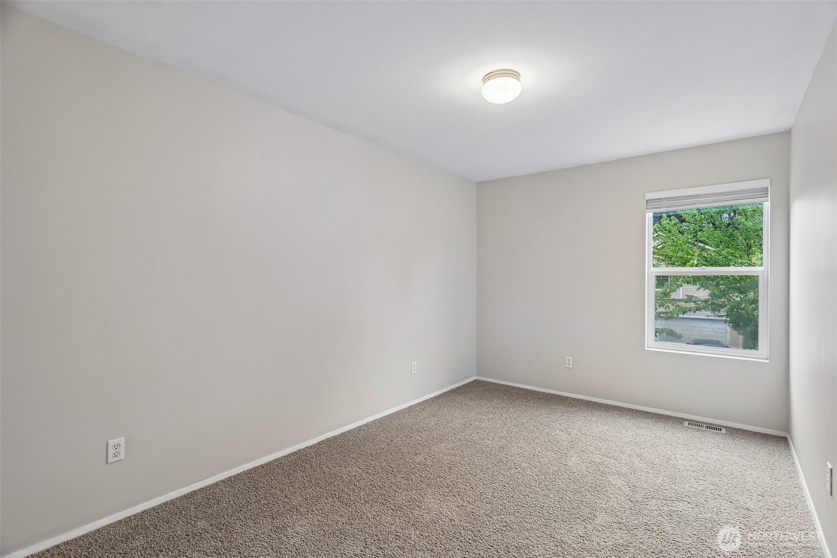 5110 203rd St Court East Spanaway, WA 98387 - Photo 11 of 27