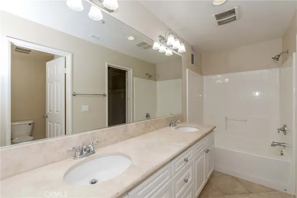 $4,480 | 15 Flyers Lane, Tustin, CA 92782