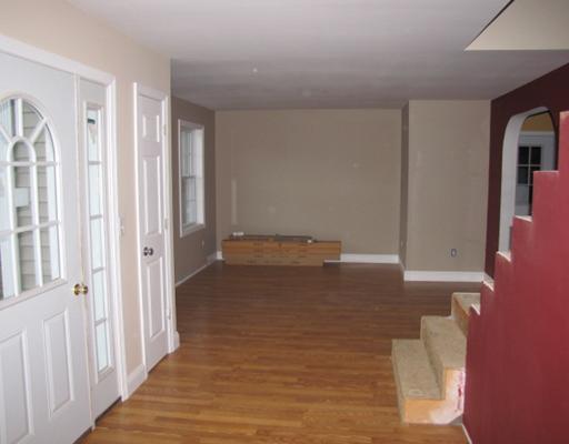940-950 Whitefield Road Pittston, ME 04345 - Photo 8 of 17 Other. Entryway