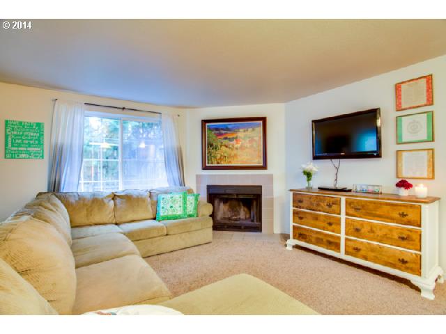 17532 Northwest Springville Road Portland, OR 97229 - Photo 7 of 16 Gallery Image 7