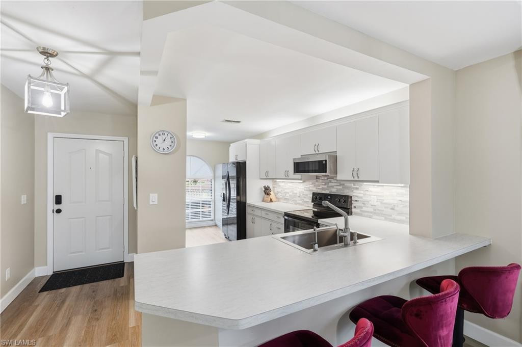 575 Augusta Boulevard, Unit 15 Naples, FL 34113 - Photo 10 of 41