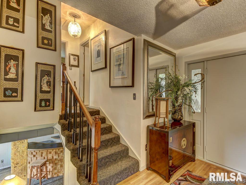 29 Lucerne Drive Springfield, IL 62707 - Photo 23 of 34