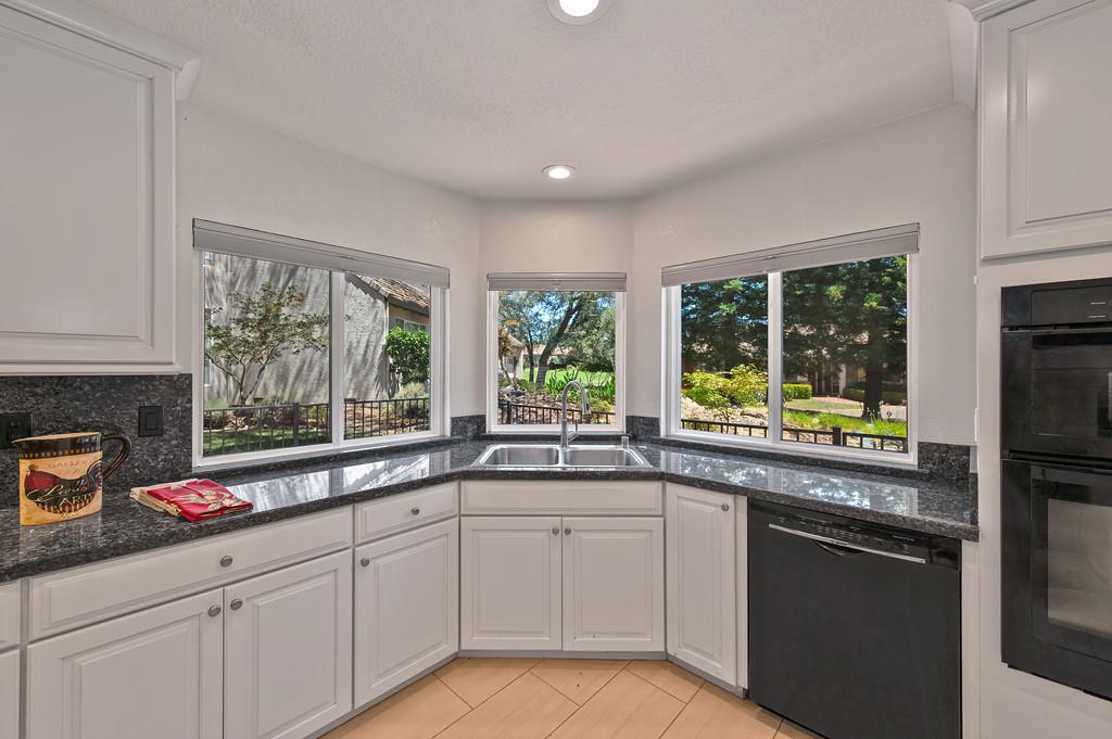 14953 Anillo Way Rancho Murieta, CA 95683 - Photo 13 of 48 Gallery Image 13