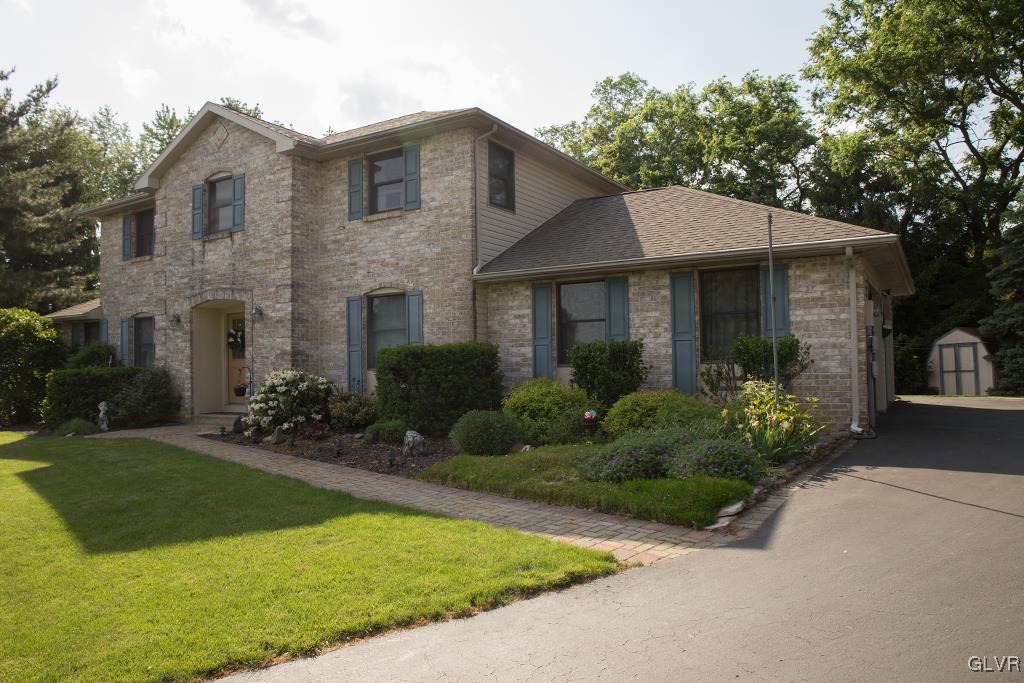 3841 Ohley Court Bethlehem, PA 18020 - Photo 1 of 25 Gallery Image 1