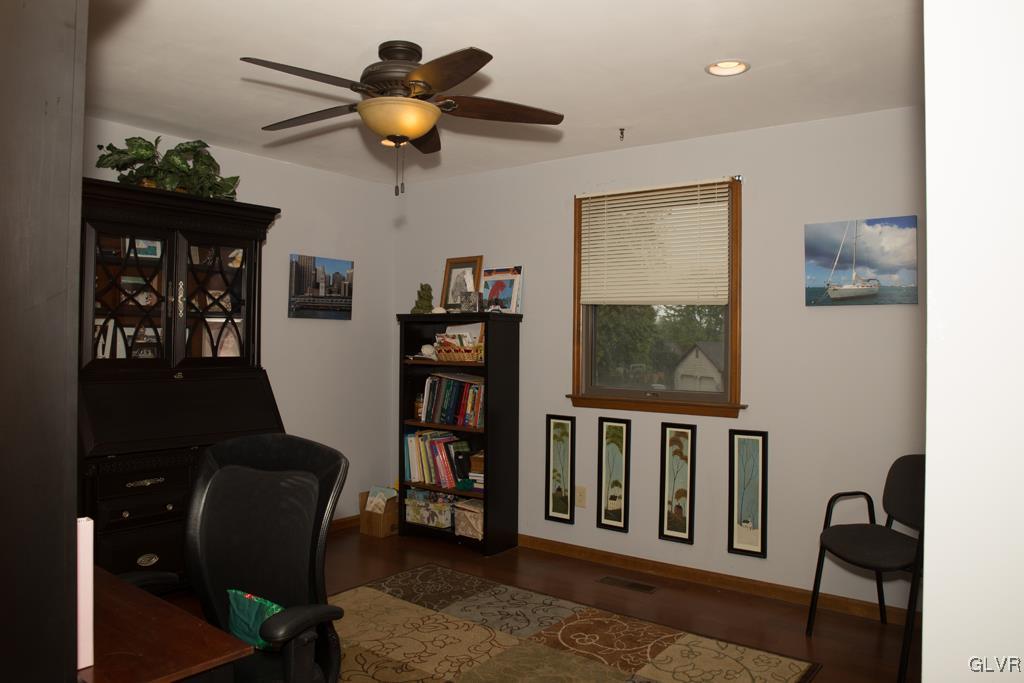 3841 Ohley Court Bethlehem, PA 18020 - Photo 12 of 25 Gallery Image 12