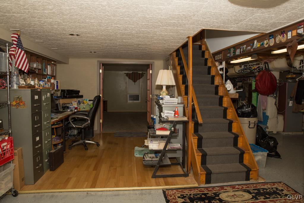 3841 Ohley Court Bethlehem, PA 18020 - Photo 18 of 25 Gallery Image 18
