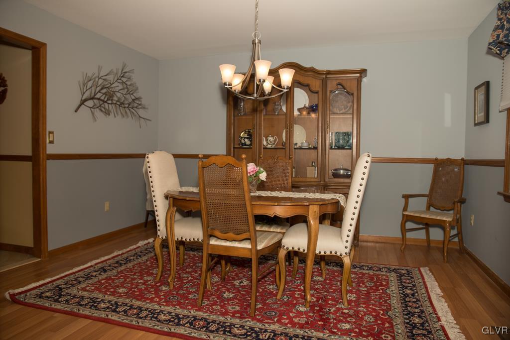3841 Ohley Court Bethlehem, PA 18020 - Photo 7 of 25 Gallery Image 7