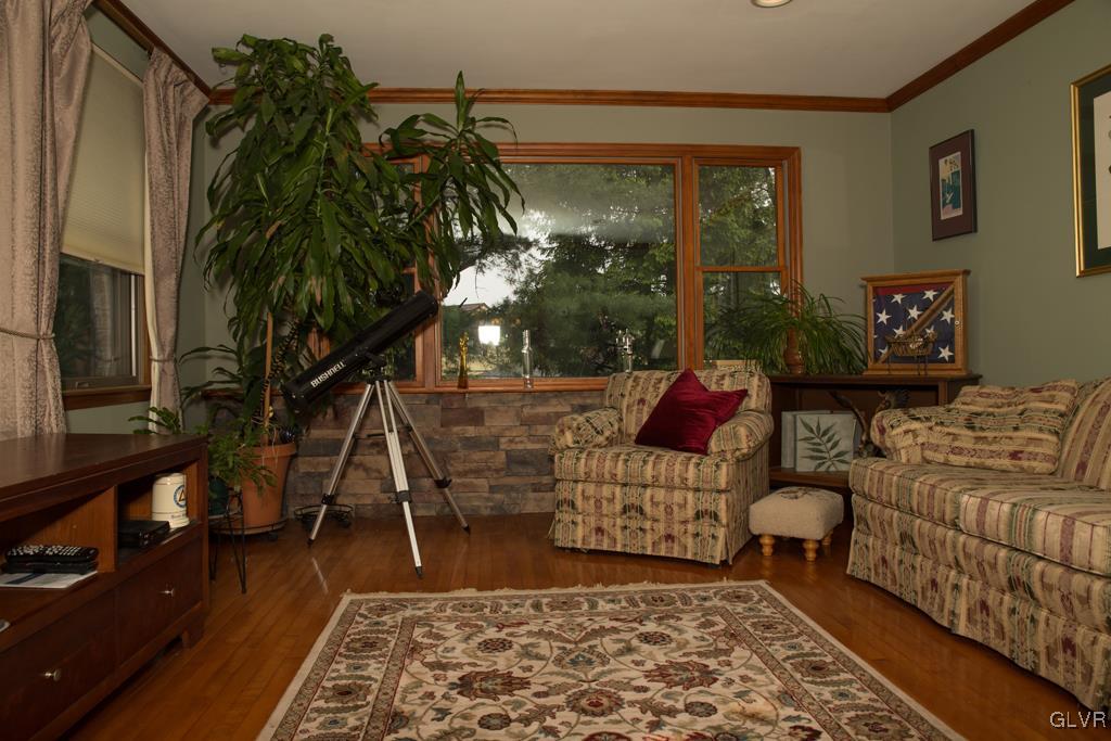 3841 Ohley Court Bethlehem, PA 18020 - Photo 8 of 25 Gallery Image 8