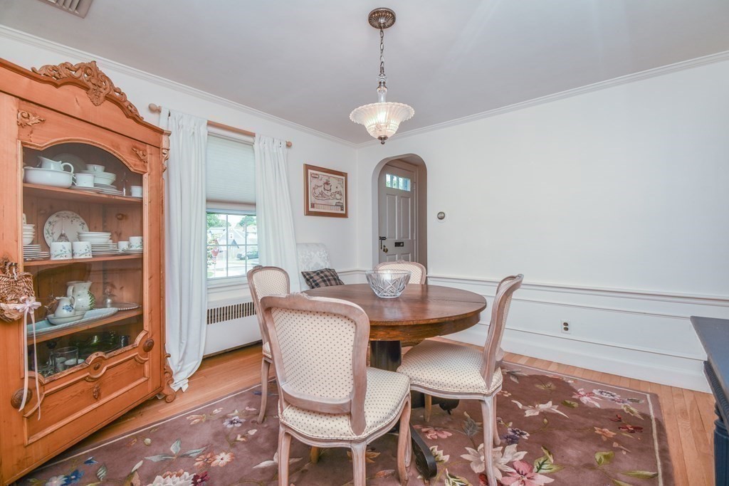 49 Beal Road Waltham, MA 02453 - Photo 14 of 39 Gallery Image 14