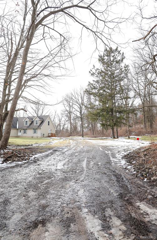 2755 Curtis Road Leonard, MI 48367 - Photo 3 of 61