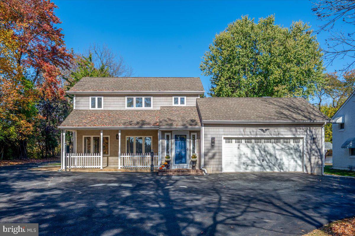 2011 Veale Road Wilmington, DE 19810 - Photo 2 of 43 A spacious driveway welcomes you and your guests