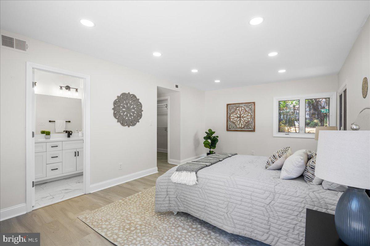 2011 Veale Road Wilmington, DE 19810 - Photo 24 of 43 A view of the bathroom in the primary suite