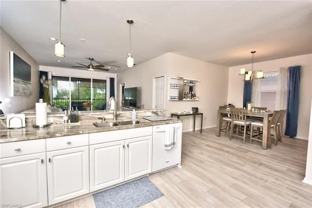 $5,000 | 10045 Heather Lane, Unit 2204, Naples, FL 34119