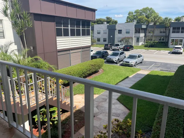 $2,600 | 705 Normandy Lane, Unit 705, Delray Beach, FL 33484