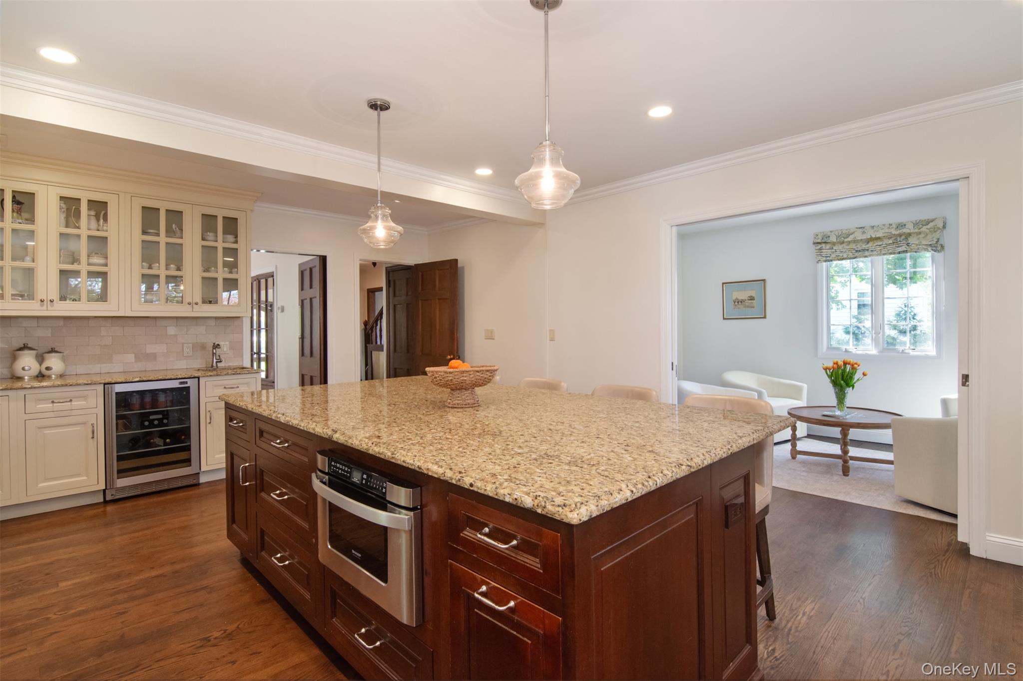 41 Summit Avenue Bronxville, NY 10708 - Photo 10 of 30
