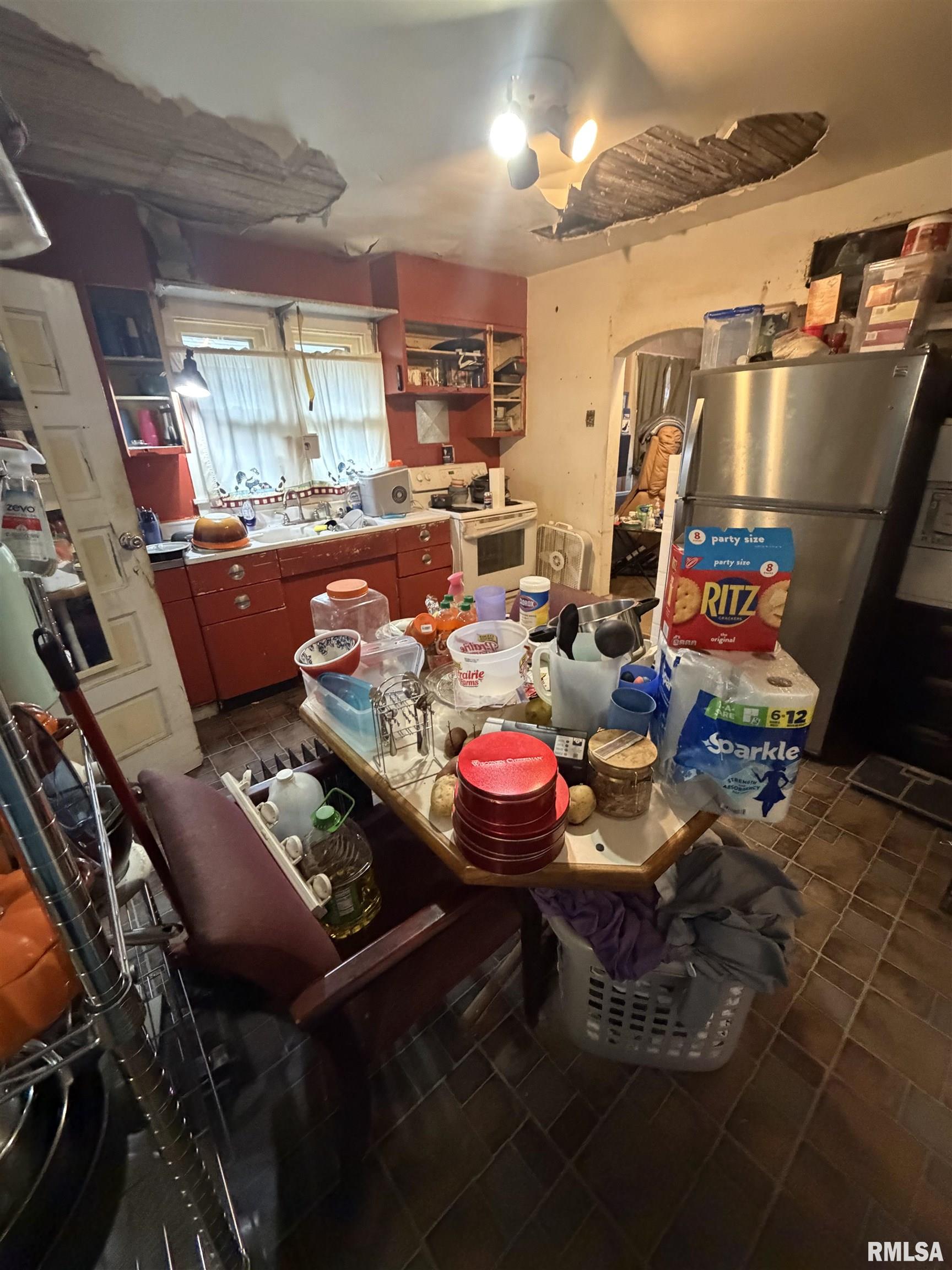2168 South 17th Street Springfield, IL 62703 - Photo 4 of 9 Gallery Image 4