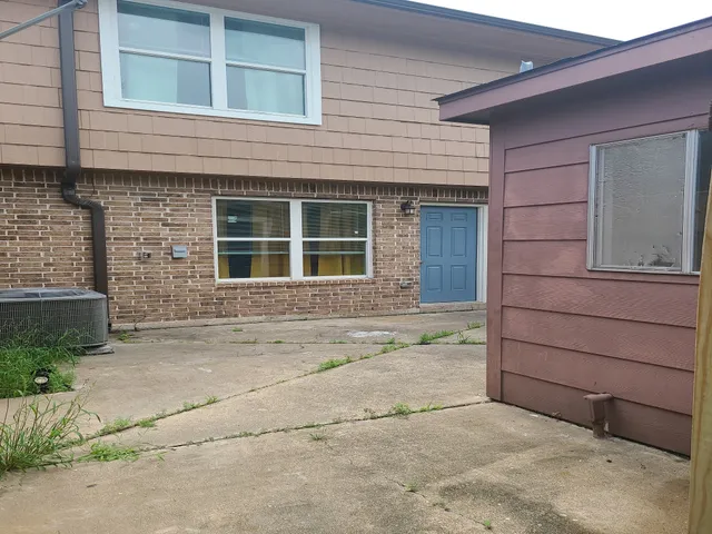 $1,695 | 1053 Willow Oaks Circle, Pasadena, TX 77506