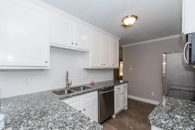 $1,695 | 1053 Willow Oaks Circle, Pasadena, TX 77506