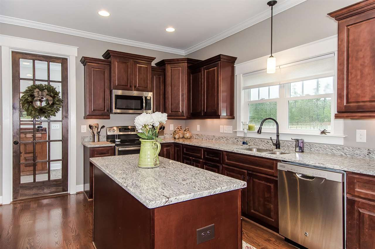 1522 Freedom Road Smithfield, NC 27577 - Photo 5 of 25 Photo 5