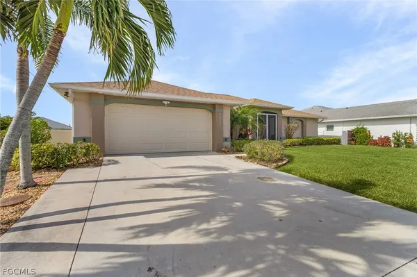 $8,500 | 4002 Oasis Boulevard, Cape Coral, FL 33914