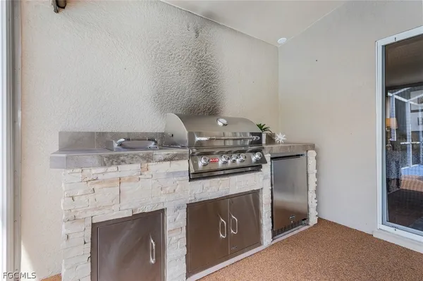 $8,500 | 4002 Oasis Boulevard, Cape Coral, FL 33914