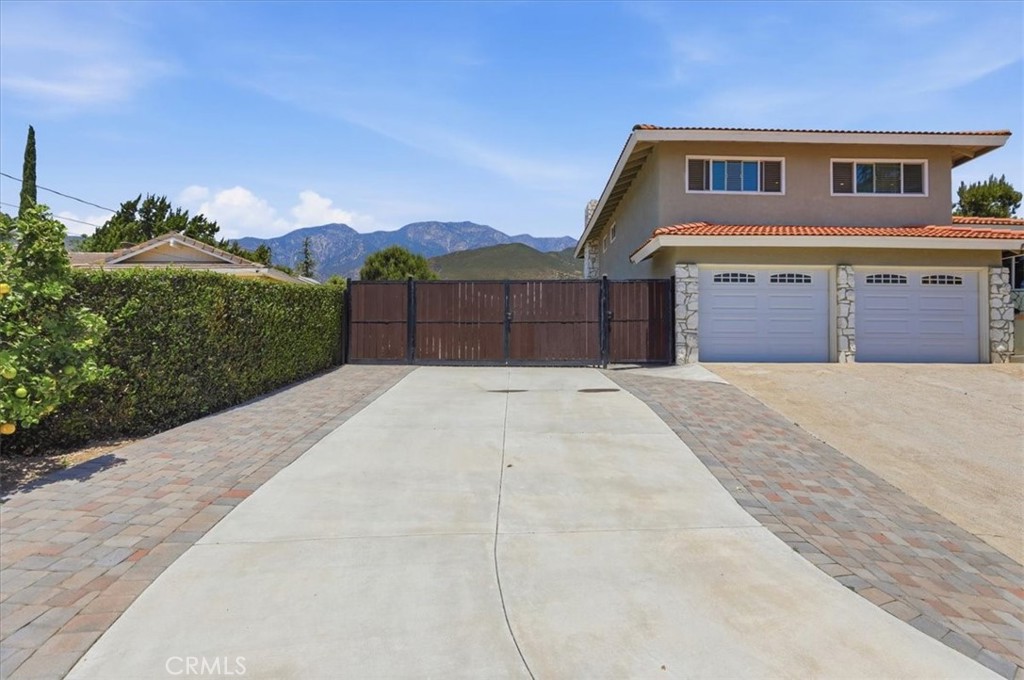 8318 La Senda Road Rancho Cucamonga, CA 91701 - Photo 8 of 68