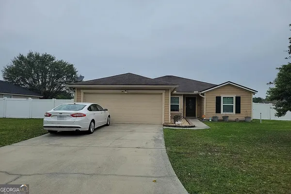 $100,000 | 45108 Ingleham Circle, Callahan, FL 32011
