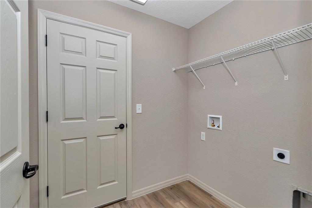 22041 Southwest Pine Bluffs Road Dunnellon, FL 34431 - Photo 13 of 32