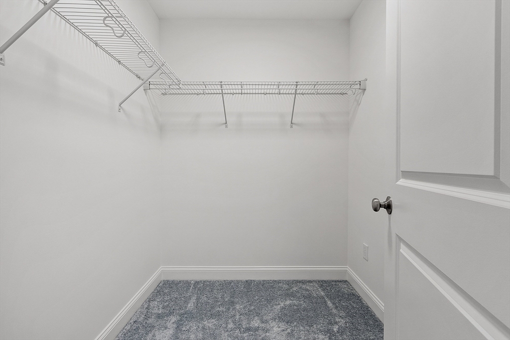 186 Justice Hill Road, Unit MOD FARM Sterling, MA 01564 - Photo 21 of 29 a view of a room