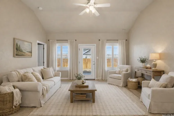 $218,000 | 118 Navarro Crossing, Unit 1B, Seguin, TX 78155