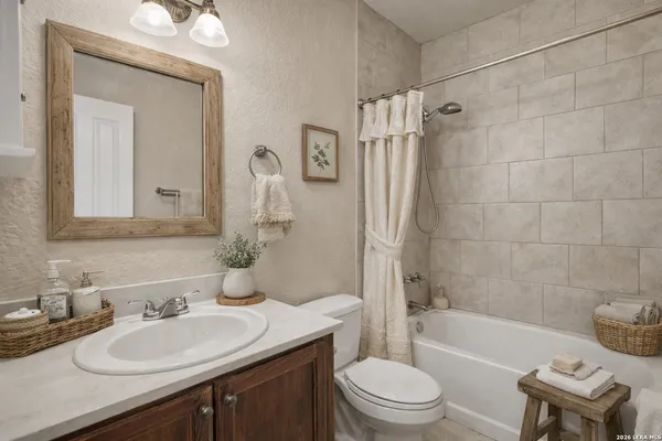 $218,000 | 118 Navarro Crossing, Unit 1B, Seguin, TX 78155